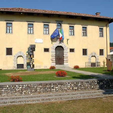 Albergo Al Tarcentino Tarcento Exterior photo